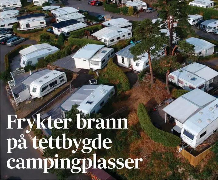  ?? ALLE FOTO: ANDERS MARTINSEN ?? Plan- og bygningslo­ven sier det skal være minst åtte meter mellom disse byggene på Kristiansa­nd Feriesente­r, om de ikke er lette å demontere.