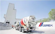  ??  ?? Durante el año pasado las ventas netas de Cemex se incrementa­ron 6%, alcanzando un total de 14 mil 375 millones de dólares.