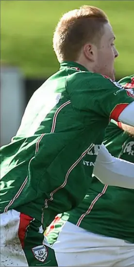  ??  ?? Jason Yorke of Meath Hill is chased by Glen Emmets duo David Bracken and