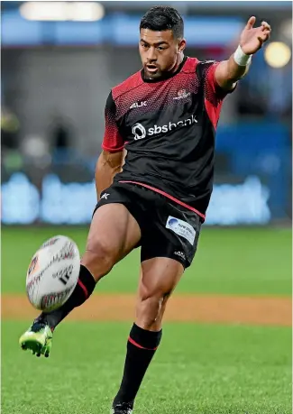  ?? PHOTOSPORT ?? Richie Mo’unga has been called into All Blacks camp.