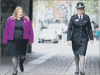  ?? Picture: Andrew Matthews/PA Wire ?? TEAM Donna Jones, left, with chief constable Olivia Pinkney