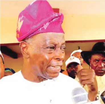 ??  ?? Chief Falae: ‘When someone closes to you commits a corrupt practice and you do nothing about it, you are encouragin­g it’