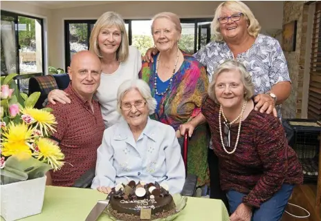  ?? Photo: Nev Madsen ?? OWEN STUDIO: Celebratin­g 70 years of Own Camera House are ( back, from left) Angela Owen, Lynn Hill and Ailsa Wissemann, with (front from left) Syd Owen, Alwine Miller and Elaine Herbert.