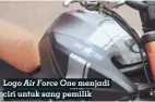  ??  ?? Logo Air Force One menjadi ciri untuk sang pemilik