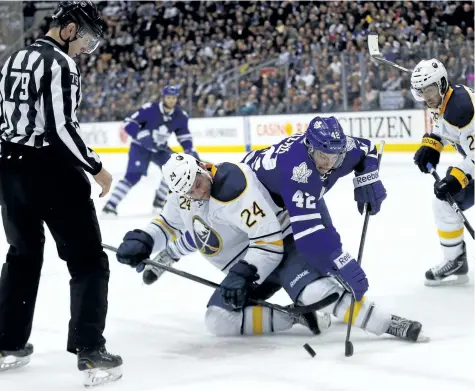  ?? MICHAEL PEAKE/POSTMEDIA NETWORK FILE PHOTO ?? Niagara-on-the-Lake’s Zenon Konopka, seen in this 2014 file photo as a member of the Buffalo Sabres, is adjusting well to life after hockey.