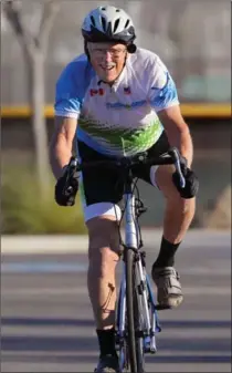  ?? CHARLIE NEUMAN, SAN DIEGO UNION-TRIBUNE ?? Jim Beezhold, 81, finished a 4,300-mile, 10-week ride across Canada this summer to raise money for charity.