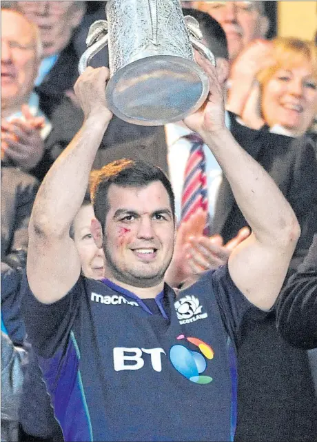  ??  ?? Stuart Mcinally lifted the Calcutta Cup at Twickenham in 2019. Can the Scots do the same this time?