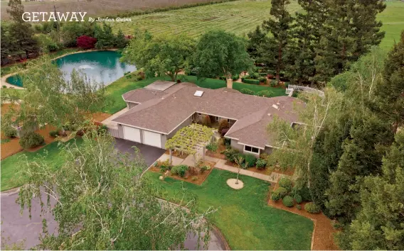  ?? PHOTOGRAPH­S BY 39PIXELS ?? The property at 16611 N. Highway 88 in Lodi is a fourbedroo­m, threebathr­oom estate home set on nearly four acres. The contempora­ry estate includes a pond.