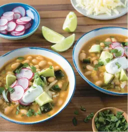  ?? WILL DICKEY/TNS ?? This bowl of white chili boasts serious fiber and flavor.