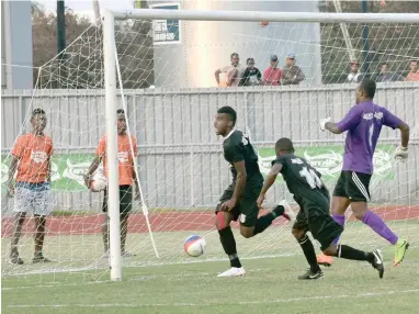  ?? Photo: Waisea Nasokia ?? Ba striker Samuela Nabenia (left) slams in the second goal against Suva in the Inkk Mobile Battle of the Giants final at Churchill Park, Lautoka on July 29, 2018.