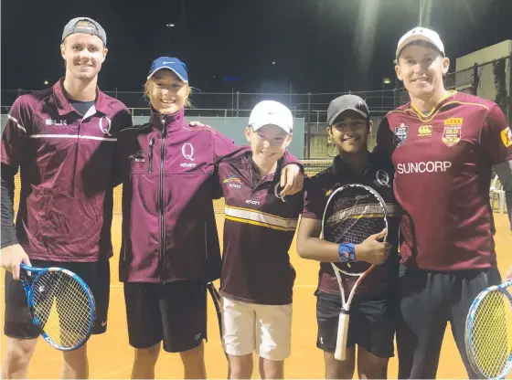  ?? Picture: SUPPLIED ?? Aussie rising star Blake Ellis, 20, joins the Queensland under-13 boys team ahead of the 2019 Australian Teams Championsh­ips at KDV Sport. From left: Ellis, Thomas Gadecki, Hayden Jones, Guatham Santosh and team coach Gavin van Peperzeel.