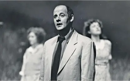  ??  ?? Spellbindi­ng: Gerard Mcsorley as Michael in the 1990 National Theatre production, above; Niamh Cusack and Jo Stone-fewings in the Old Vic’s 2009 revival, below left