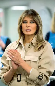  ??  ?? Applausi La First Lady Melania Trump, 48 anni, ascolta un discorso del marito Donald all’ente federale per la gestione delle emergenze