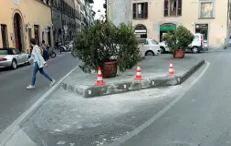  ??  ?? Il nuovo spartitraf­fico ridimensio­nato di piazza San Felice