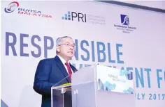  ??  ?? Developmen­t & Islamic Markets of SC managing director Zainal Izlan speaks at the forum. Malaysia, widely acknowledg­ed as being in the forefront of Islamic finance, is taking the lead in promoting the SRI propositio­n based on its shared values with...