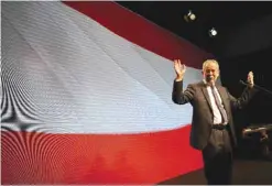  ?? — AFP ?? VIENNA: Alexander Van der Bellen addresses his last election campaign rally.