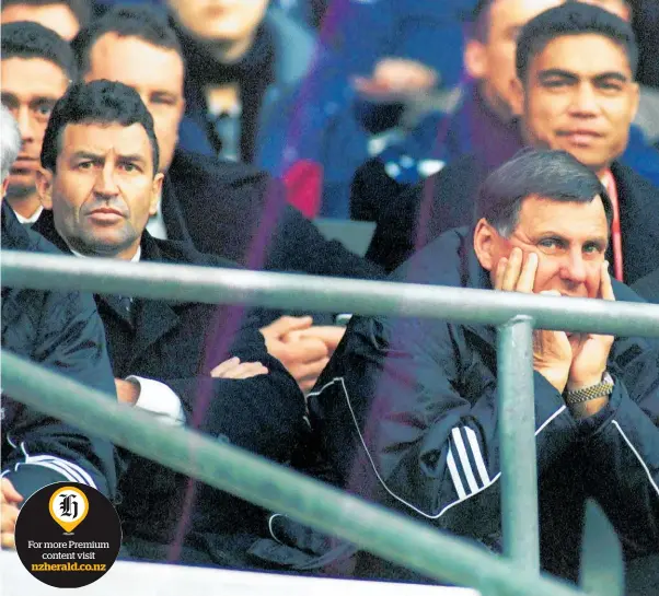  ??  ?? Coach John Hart watches glumly as France finish over the top of the All Blacks in the 1999 semifinal at Twickenham. Ugly, ugly, ugly . . .