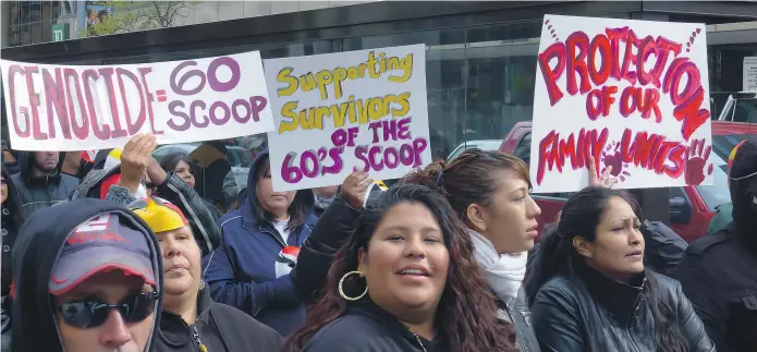  ?? CRYSTAL LUXMORE, FLICKR CC VIA THE CANADIAN ENCYCLOPED­IA ?? A Sixties Scoop rally in Toronto in 2011.