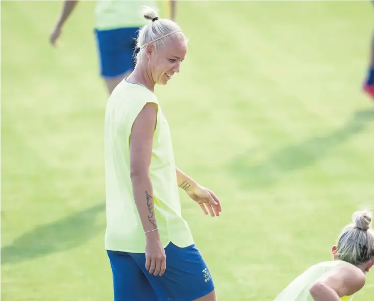  ??  ?? Caroline Seger under tisdagens träning på Yumenoshim­astadion inför onsdagens Os-premiär mot USA.