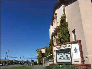  ?? HEATHER SHELTON — THE TIMES-STANDARD ?? First Presbyteri­an Church in Eureka directs people to Facebook to watch services live on Sunday.