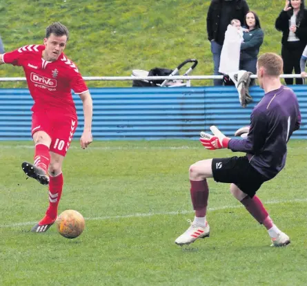  ?? JIM CHAPMAN ?? ■ Action from Thornaby’s Ebac Northern League Division Two victory over visiting Billingham Town yesterday