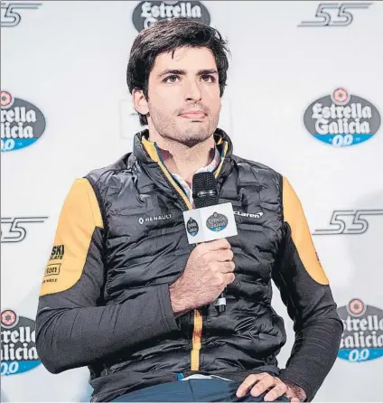  ?? FOTO: EFE ?? Carlos Sainz, en un evento de su patrocinad­or Estrella Galicia 0,0 en Madrid para celebrar el inicio de curso con la prensa española