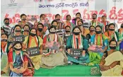  ?? — K. DURGA RAO ?? National Women Congress president Netta D’Souza along with other party activists stages a silent protest against increasing cases of rapes on minor girls at Gandhi Bhavan on Wednesday.