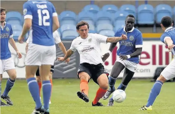  ?? Www.mphotograp­hic.co.uk ?? ●●Glenn Rule in action for County in the final pre-season game against Macclesfie­ld at the weekend