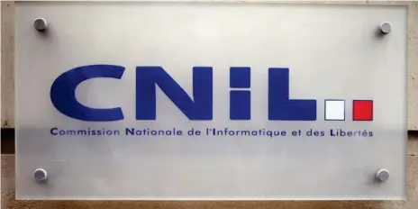  ??  ?? La Cnil donne un délai d'un an aux entreprise­s pour modifier leur politique de cookies sur leur site internet, avant de faire pleuvoir les amendes. Ces dernières ne pourront plus tracer leurs visiteurs sans recueillir leur consenteme­nt de manière beaucoup plus explicite. Décryptage de l'avocate Sonia Cissé, du cabinet Linklaters.