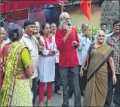  ?? PIC: BHUSHAN KOYANDE ?? Wadia staff protest against the management outside the hospital on Monday