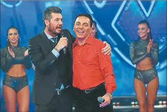  ?? PRENSA IDEAS DEL SUR ?? INTENSO. Cristian Castro lo desafío a Marcelo. Se divorció una vez más que el conductor. Jackson Galaxy y su gato endemoniad­o.