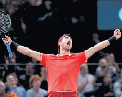  ?? Gonzalo Fuentes/ReuteRs ?? el grito de campeón de Khachanov, un tenista potente y con carácter