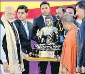  ?? DEEPAK GUPTA/HT PHOTO ?? Prime Minister Narendra Modi and UP chief minister Yogi Adityanath at the UP Investors Summit2018 in Lucknow on Wednesday.