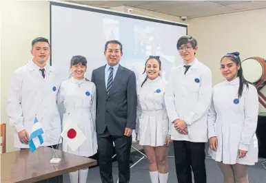  ?? Embajada de japón ?? Los estudiante­s fueron recibidos en la embajada de Japón