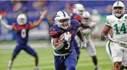  ?? Ronald Cortes / Contributo­r ?? Sincere McCormick reached every goal he set this season on his way to becoming the nation’s second-leading rusher and helping UTSA to its second-ever bowl.