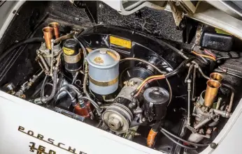  ??  ?? Below left: 1620cc engine runs Zenith carburetto­rs equipped with custom velocity stacks. Exhaust was made by friend Urs Gretener