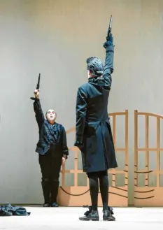  ?? Foto: Jan-Pieter Fuhr ?? Auch machbar in Corona-Zeiten: die Wiederaufn­ahme der Massenet-Oper „Werther“am Staatsthea­ter Augsburg.