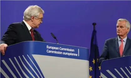  ??  ?? David Davis (l) with Michel Barnier at a press conference in Brussels last Friday. Photograph: Anadolu Agency/Getty Images