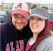  ?? [PHOTO PROVIDED] ?? Alabama fans and Oklahoma residents Chris and Amee Shaw are always on the lookout for other Crimson Tide faithful. Chris recently circled a Walgreen’s parking lot to holler “Roll Tide!” at someone in Alabama gear.