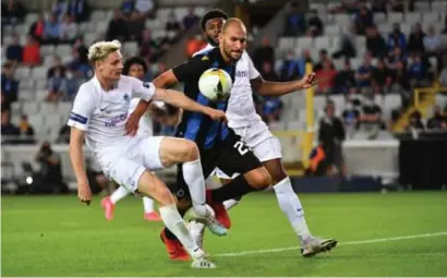  ?? FOTO ISOSPORT ?? “Club Brugge en Genk steken er op alle vlakken bovenuit”, aldus analist Jacky Mathijssen.