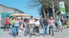  ?? FOTO: STÜBNER ?? Mehr als 3000 Besucher kamen über das Wochenende verteilt zum Tag der offenen Tür, zum Stadelfest und zum Bauernmark­t.