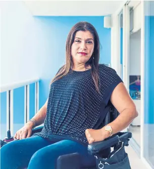  ?? ALFONSO DURAN THE NEW YORK TIMES ?? Sabrina Cohen, of Miami Beach, Fla., said that a dating coach helped her learn how to meet her own emotional needs. “I spent 20-plus years blaming the wheelchair for my failure at a love life.”