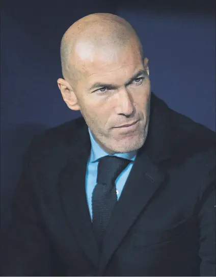  ?? FOTO: SIRVENT ?? Zinedine Zidane ya no descarta la llegada de un jugador en el mercado de invierno