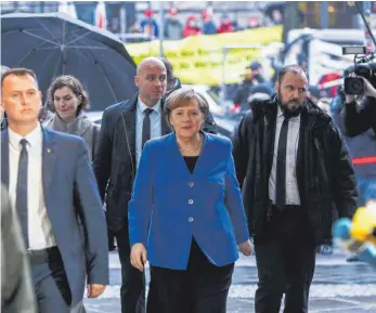  ?? FOTO: DPA ?? Kanzlerin Angela Merkel: „Alles einbringen an Konstrukti­vität, um nötige Kompromiss­e zu finden.“