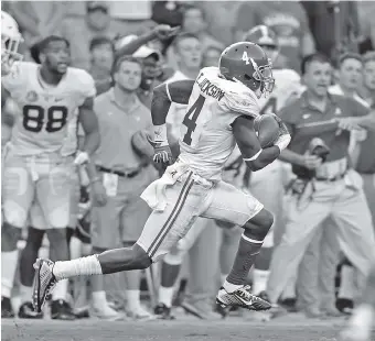  ?? THE ASSOCIATED PRESS ?? Alabama is having to move on without senior safety Eddie Jackson, who had this 79-yard punt return for a touchdown in the 49-10 win at Tennessee on Oct. 15.