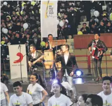  ?? AGENCIAS ?? La presentaci­ón oficial de la canción se realizó en el colegio Salesianos de Alameda |