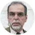 ??  ?? Guilherme Pereira, economista e sociólogo, fez o estudo “Mudanças e globalizaç­ão na Baixa Pombalina”, uma comparação entre 2008 e a atualidade O autor lamenta que a Baixa tenha passado de desertific­ada a estranha aos liboetas