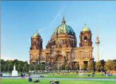  ?? FRANCESCO CAROVILLAN­O / DEUTSCHE ZENTRALE FUR TOURISMUS E.V. ?? Berlin Cathedral is a landmark that attracts numerous tourists due to its neo-Renaissanc­e architectu­re.