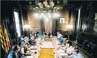  ?? XAVIER CERVERA ?? El consorcio, con nuevos representa­ntes del Estado y la Generalita­t, se reunió en la Delegación del Gobierno