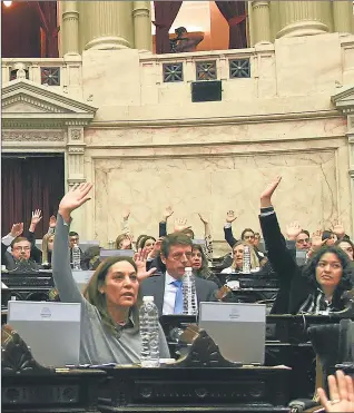  ?? NA ?? DEFENSORA DEL NIÑO. En el Gobierno leyeron la aprobación como revancha de Monzó.